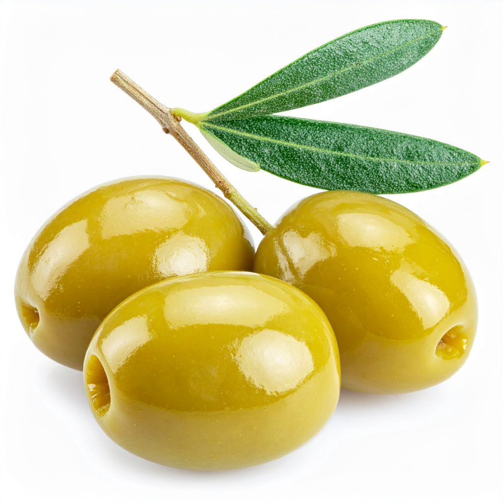 حبات الزيتون الأخضر